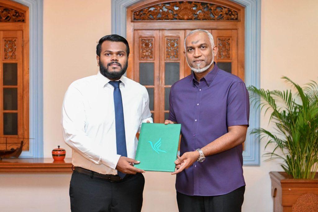 ތިނަދޫ ދެކުނު ދާއިރާގެ މެމްބަރު އަލްސަން ޕީއެންސީއާ ގުޅިވަޑައިގަތުން