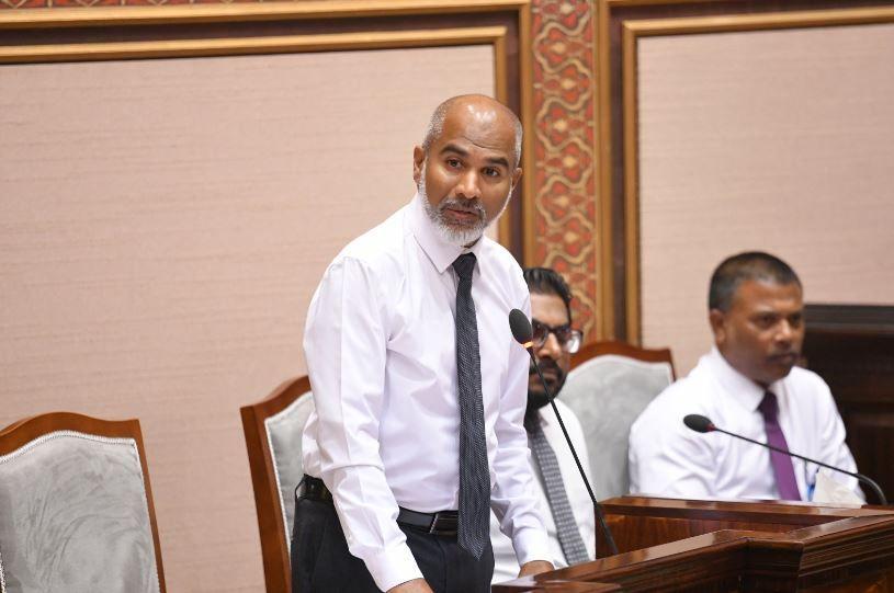 އެޑިއުކޭޝަން މިނިސްޓަރ