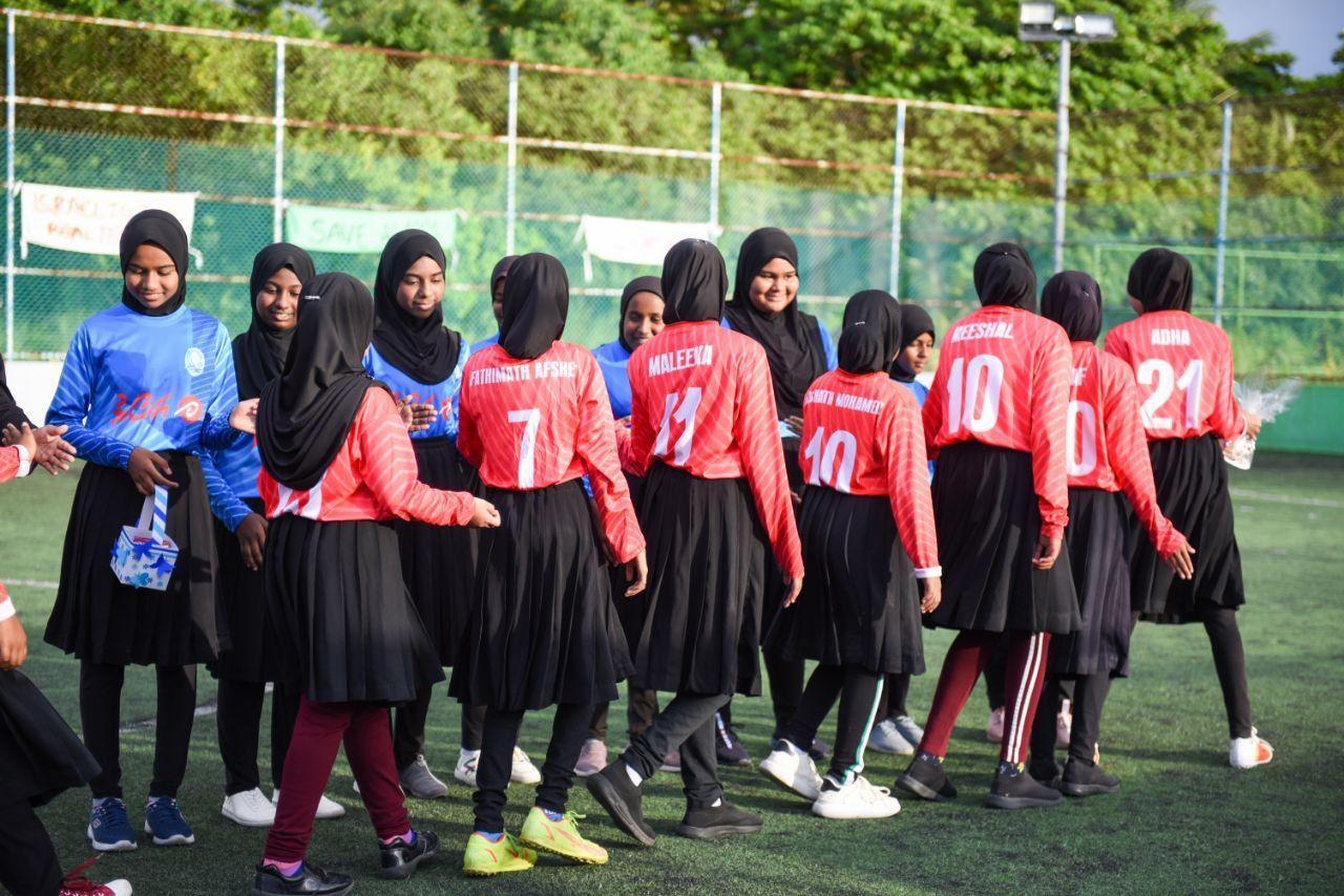 އިންޓަރހައުސް ޖޫނިއާރ ހޭންޑްބޯޅަ މުބާރާތުގައި މާރަނގަ އަދި ކުރަނގި ބައްދަލު ކުރި މެޗްގެ ތެރެއިން