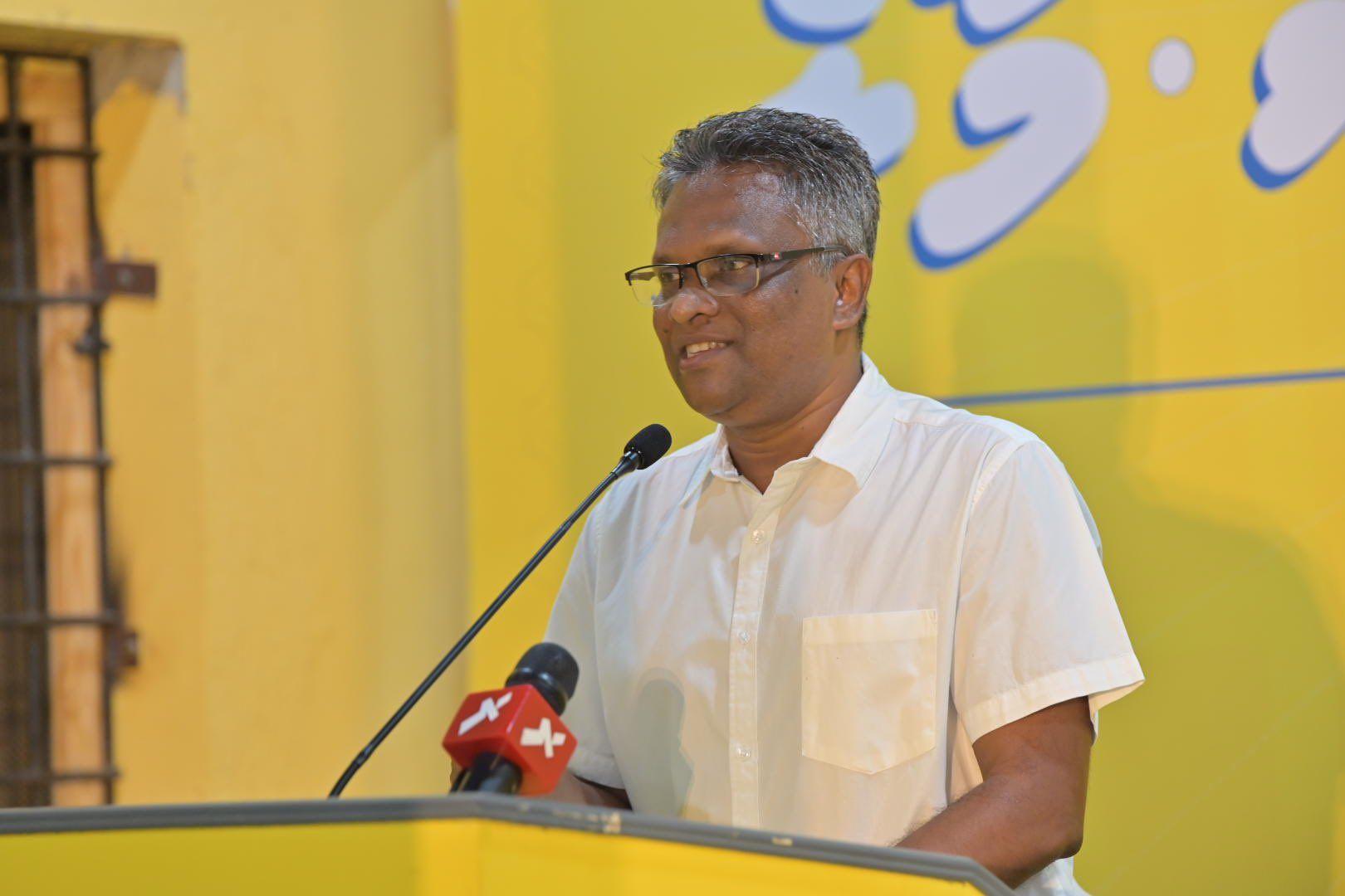 މާލޭ ޓްރެފިކް މައްސަލަ ހައްލުކުރަން ސާވޭ ކުރުމުގެ މަސައްކަތް ދަނީ ކުރަމުން: އާޒިމް