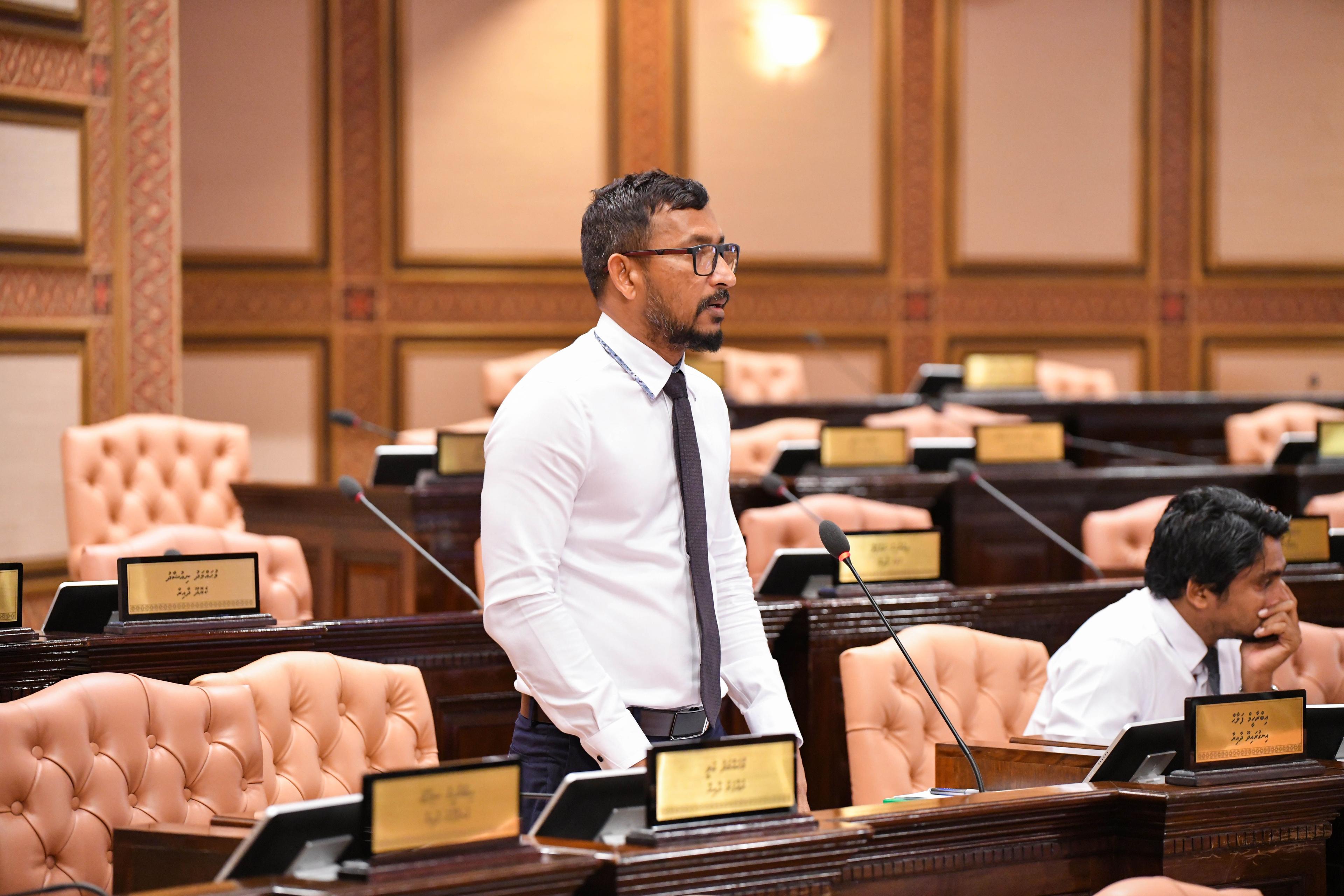 ސިނގިރޭޓް އަގަށް ގެނައި ބަދަލަކީ ދައުލަތަށް ފައިސާ ހޯދަން ކުރާ ކަމެއް ނޫން: ފަލާހް