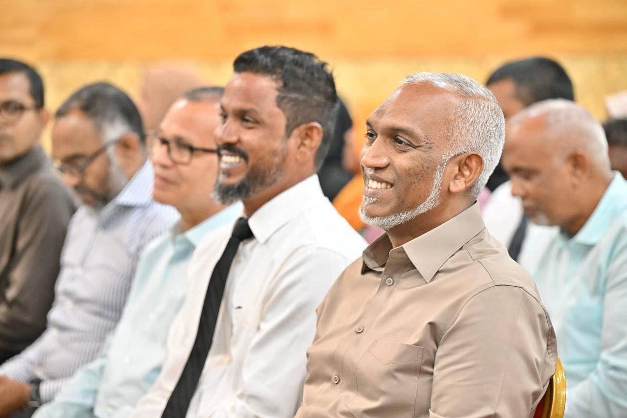 ސަރުކާރުގެ ވައުދުތައް ފުއްދުމުގައި އެންމެންގެ އެހީތެރިކަން ބޭނުންވޭ: ރައީސް