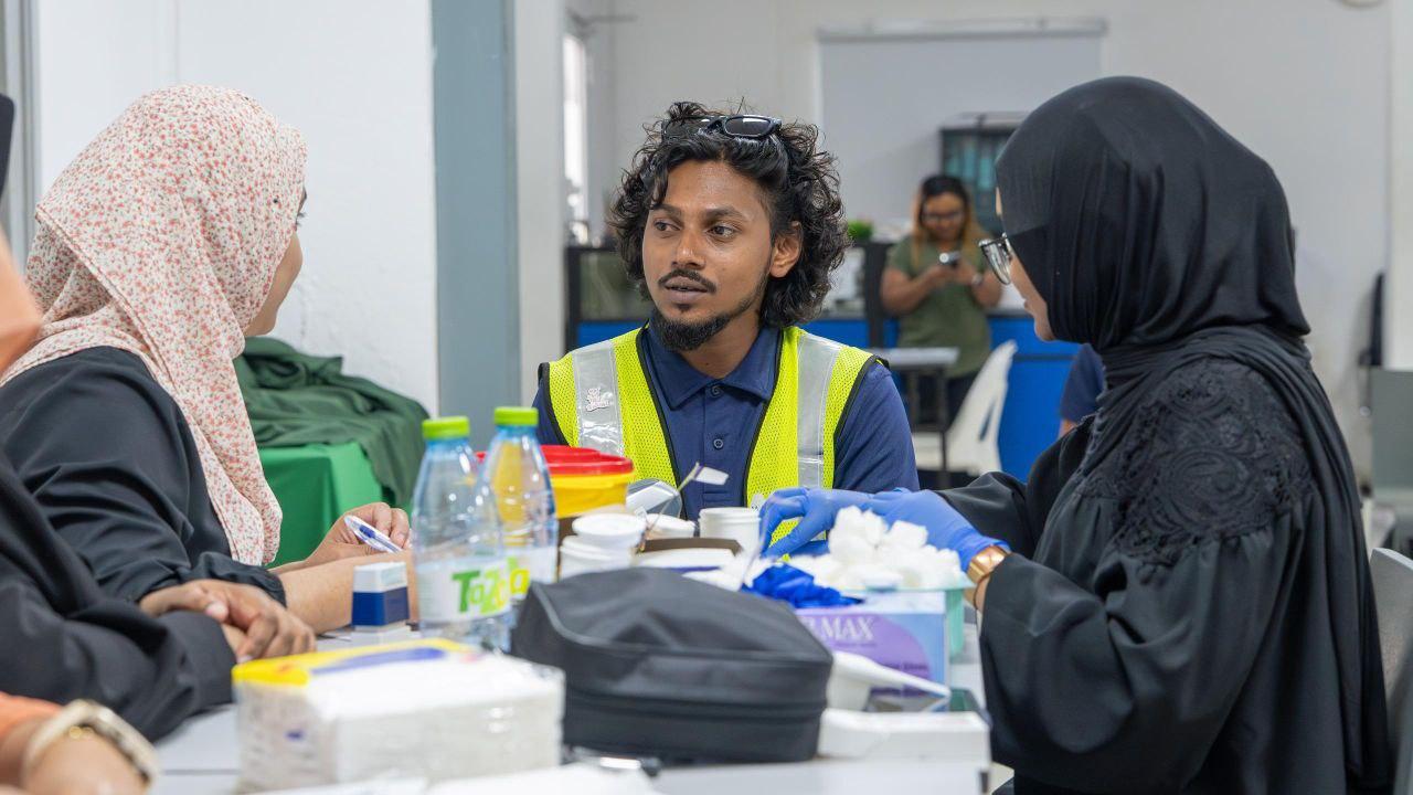 އެމްއޭސީއެލް އިން ލޭ ހަދިޔާ ކުރުމުގެ ޕްރޮްގްރާމެއް ހިންގައިފި