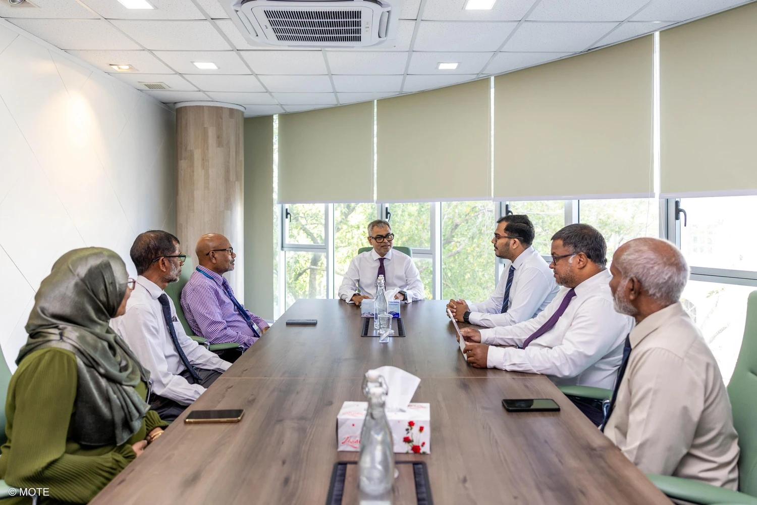 މޫސުމާ ބެހޭ ގައުމީ އިދާރާގައި 47 އަހަރު ހޭދަކުރެއްވި އަލީ ޝަރީފްގެ ޚިދުމަތުގެ އަގު ވަޒަންކޮށްފި