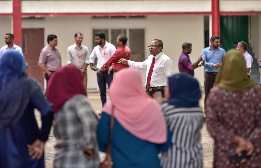 ސިއްހީ ބައެއް މުވައްޒަފުންގެ މަސައްކަތު ގަޑި ތަފާތުކުރާތީ ކަންބޮޑުވުން ފާޅުކޮށްފި