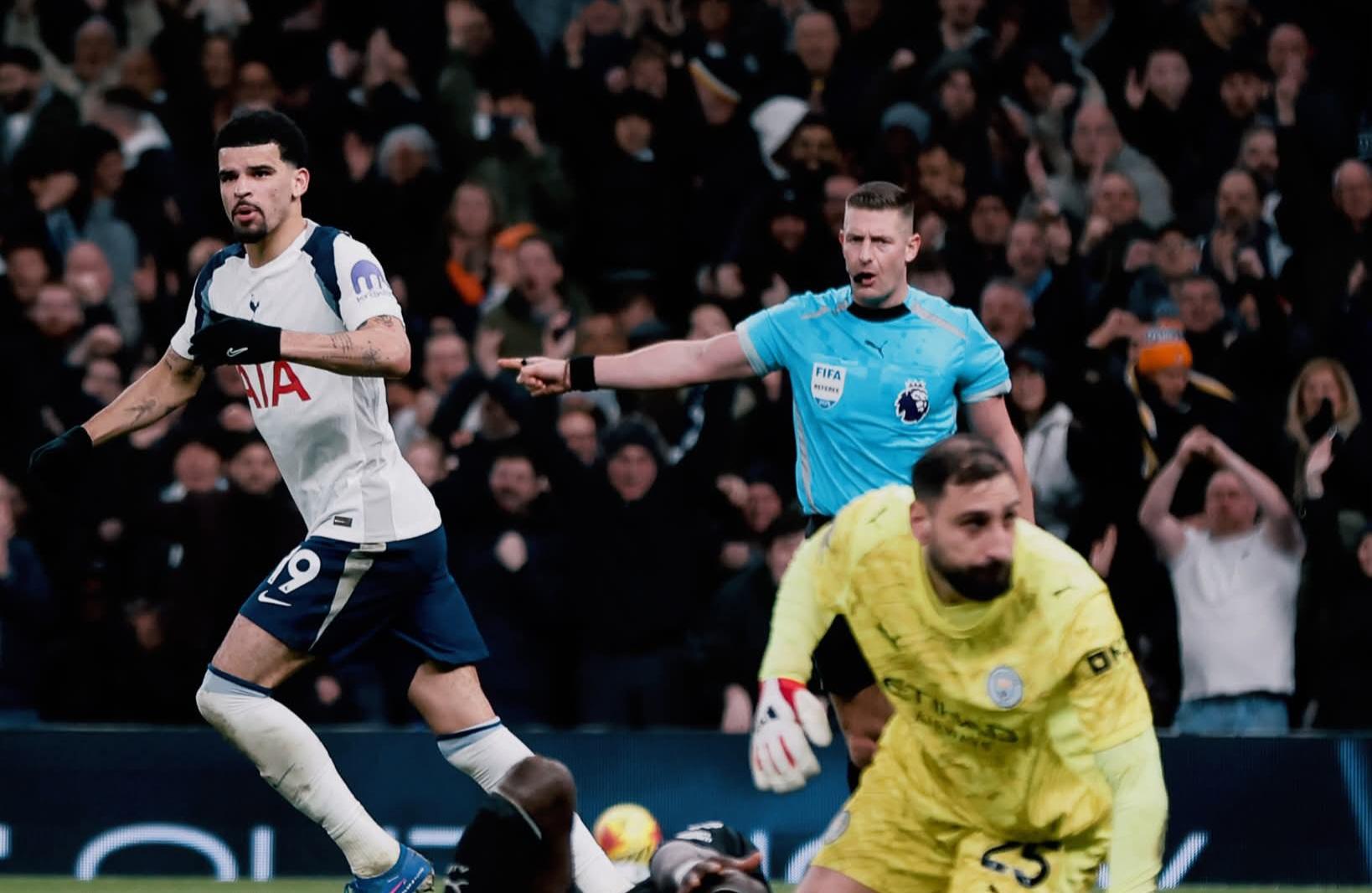 ސޮލާންކޭގެ ދެލަނޑާއެކު ޓޮޓެންހަމް އިން މެންޗެސްޓާ ސިޓީ ހުއްޓުވައިފި