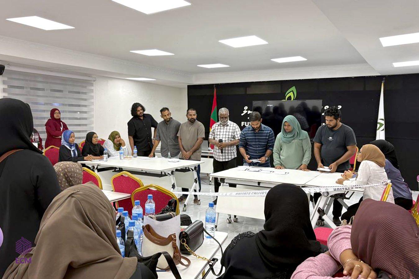 ލޯކަލް ކައުންސިލް: މޮނިޓަރުންނަށް ވާން ހުޅުވާލައިފި