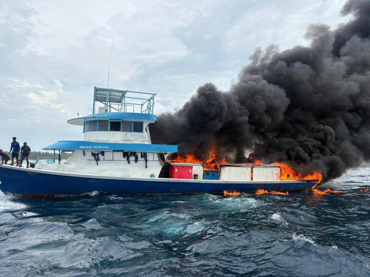 ދޯނީގެ ބައިތައް އޮޔާދާތީ ސަމާލުވާން އަންގައިފި