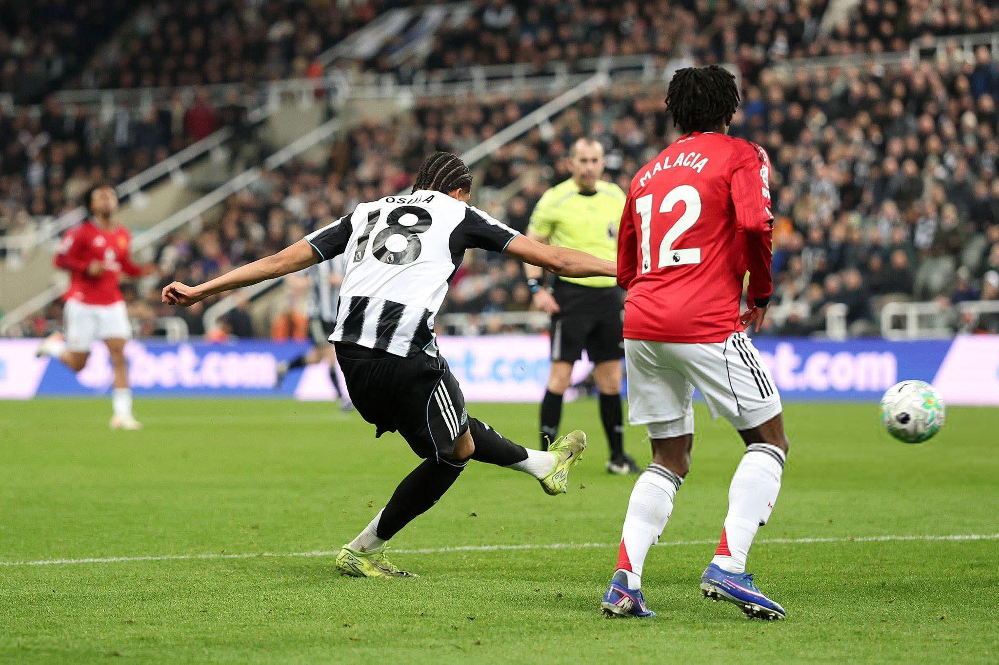 10 ކުޅުންތެރިންނާއެކު ކުޅެ ނިއުކާސަލް އިން މެންޗެސްޓާ ޔުނައިޓެޑް ބަލިކޮށްފި