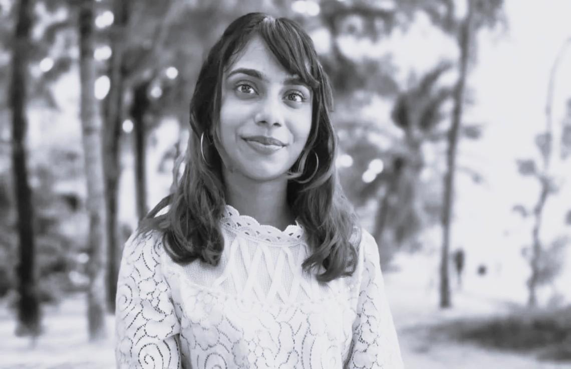 ޝިއާއު މަރާލަން ބޭނުންކުރި ވަޅިތަކާއި ހެދުންތައް ކޯޓަށް ދައްކައިފި