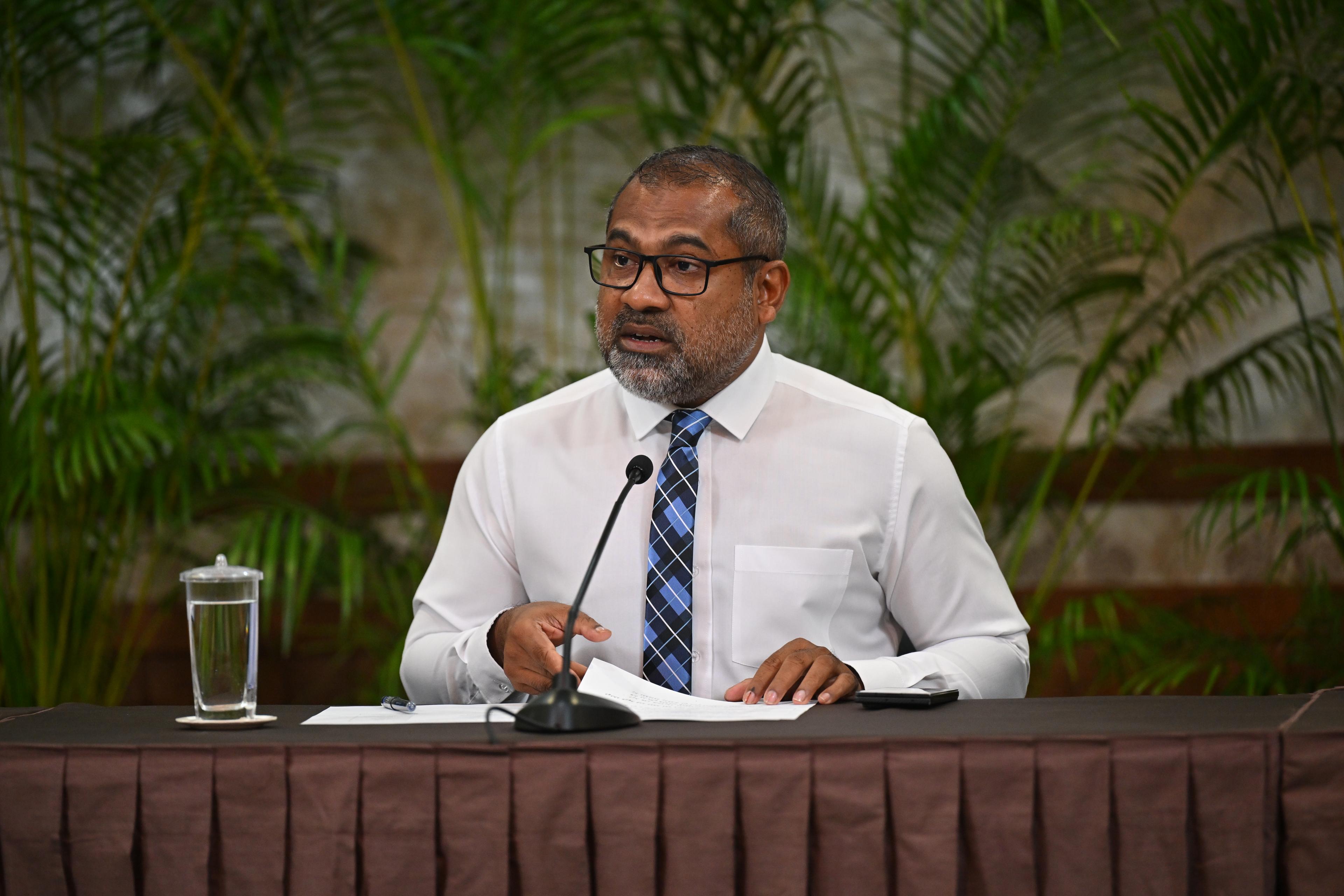 ހަރަދު ކުޑަކުރުމުގެ ފިޔަވަޅުތައް އަޅާނީ ރައްޔިތުންނަށް ބުރަ ނުވާނެހެން: ހާރިޖީ ވަޒިރު