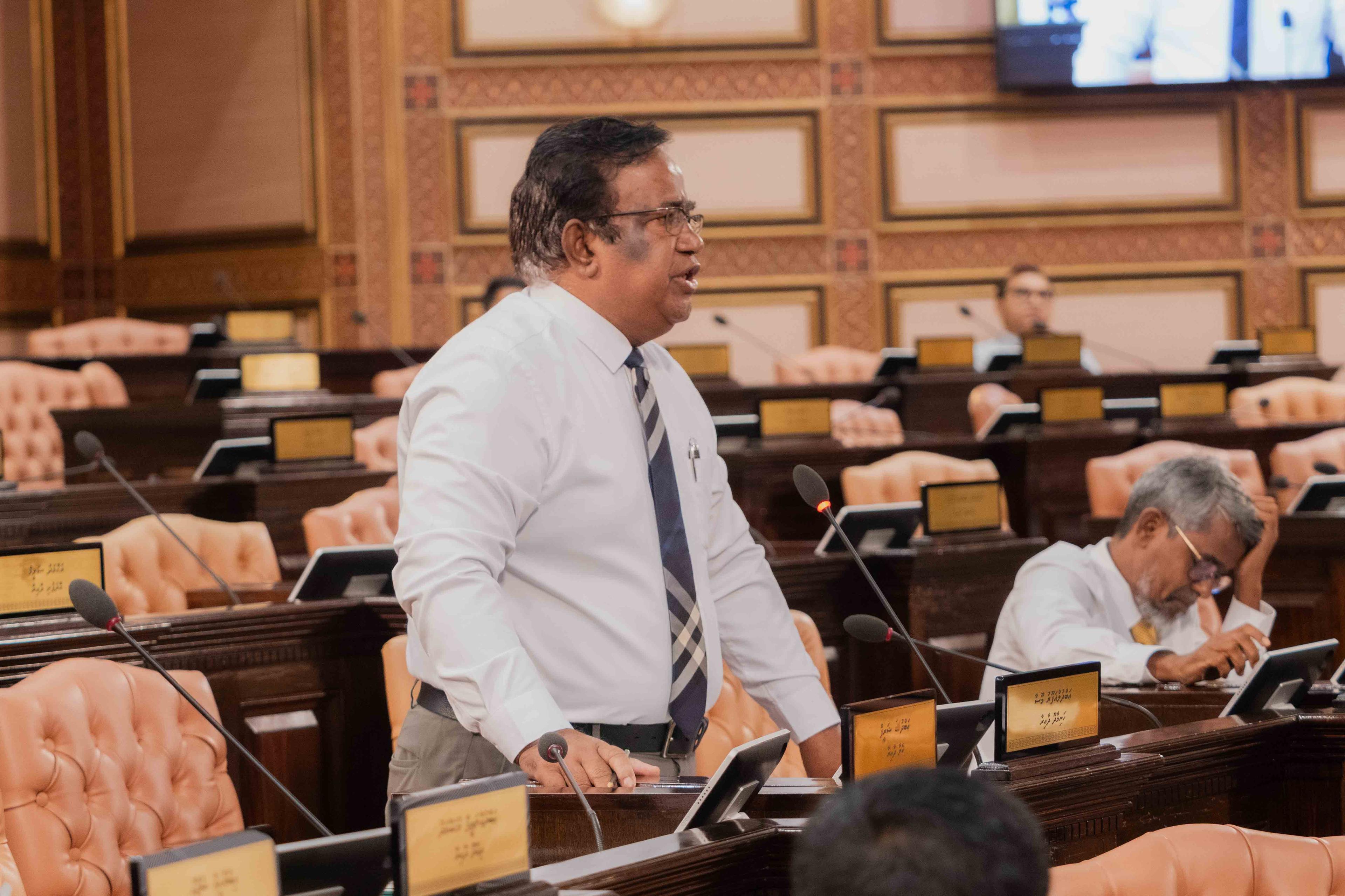 ގާނޫނު ކުރިމަތީގައި އެންމެންނަކީ ވެސް ހަމަހަމަ ބައެއް: މެމްބަރު އަބްދުލް ގަފޫރު މޫސާ