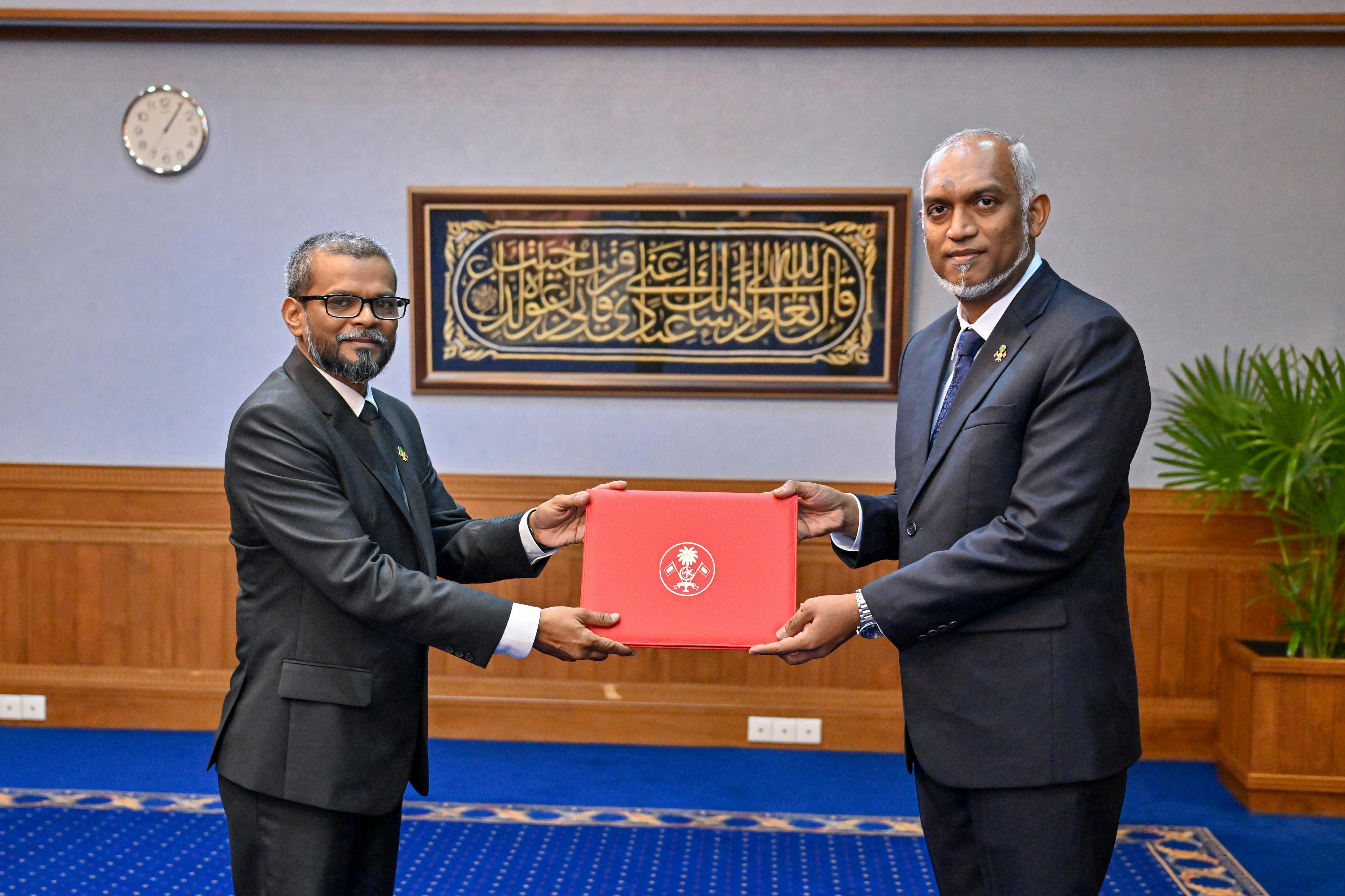 އިލެކްޝަންސް ކޮމިޝަނުގެ މެންބަރުކަމުގެ މަޤާމަށް ޝަކީލް އައްޔަނުކުރައްވައިފި
