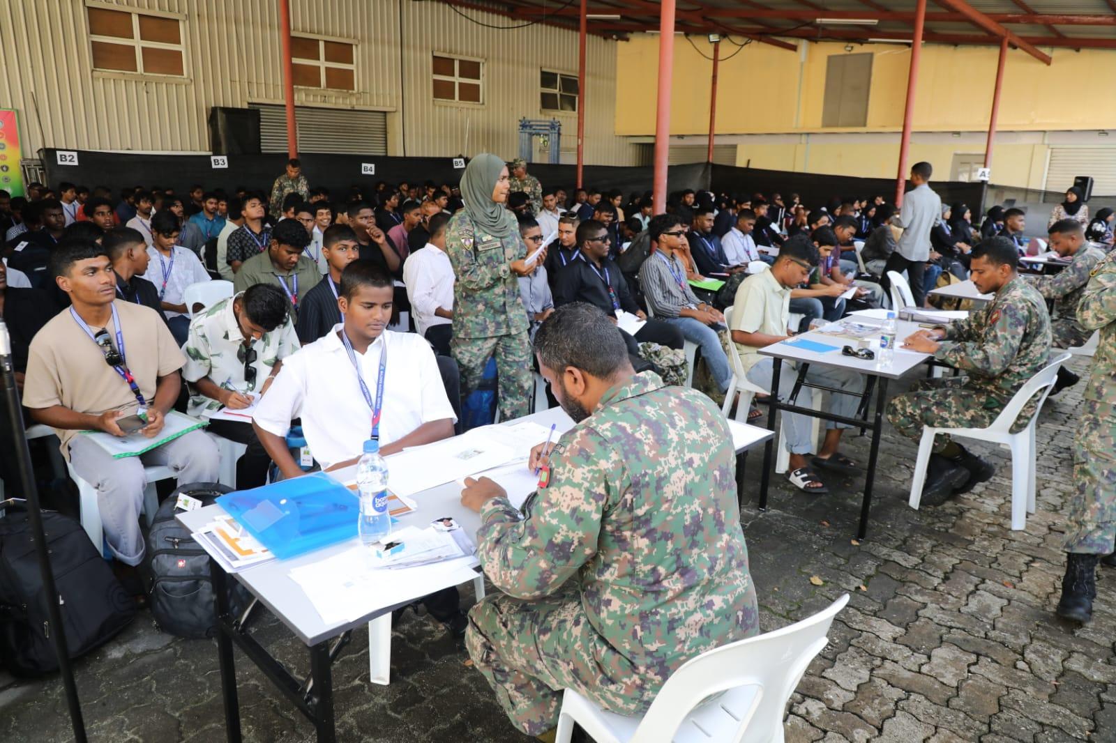 ވަޠަނީ ޚިދުމަތުގެ 3ވަނަ ބުރުގެ ޒުވާނުން ތަމްރީނަށް ފުރައިފި