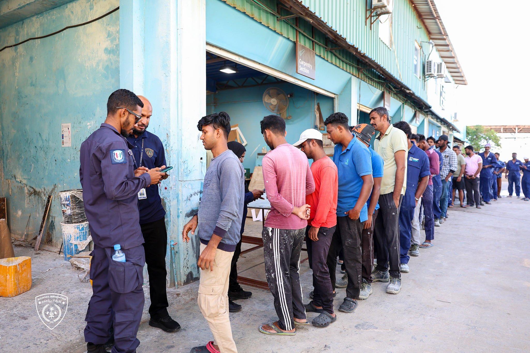 ތިލަފުށިން 836 ބިދޭސީއަކު ބަލައި ފާސްކޮށް، 32 މީހަކު އިމިޤްރޭޝަންގެ ބެލުމުގެ ދަށަށް