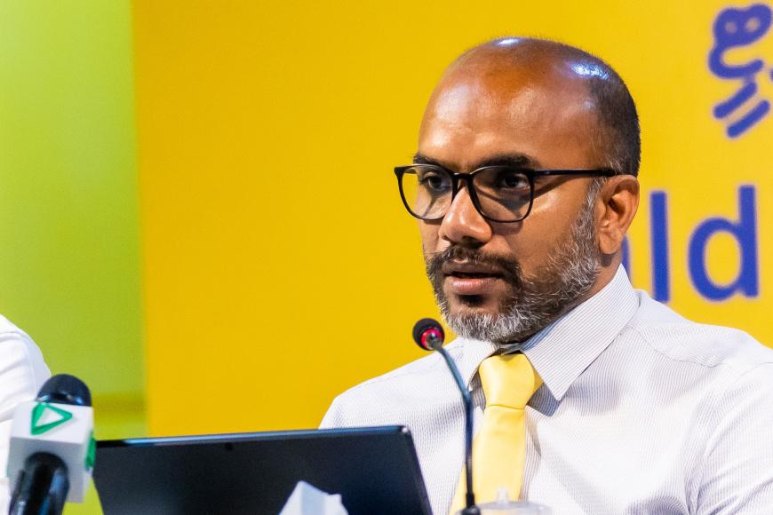 ޑޮލަރުގެ އަގު ހުރީ 21 ރުފިޔާގައި: އަމީރު
