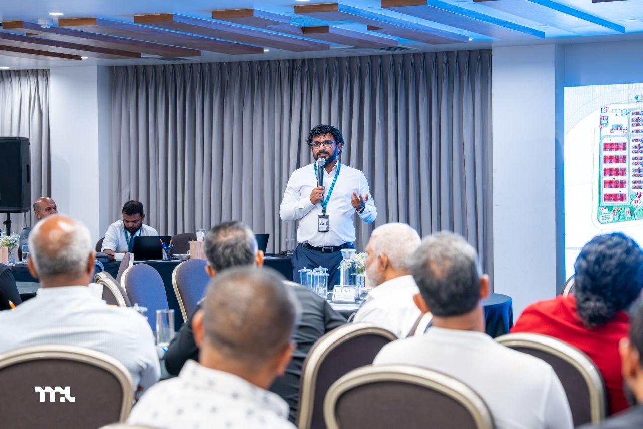 ތިލަފުށީ ޕޯޓް މަޝްރޫޢާ ގުޅޭގޮތުން އެމްޕީއެލް އިން ވިޔަފާރިވެރިންނާ މަޝްވަރާކޮށްފި