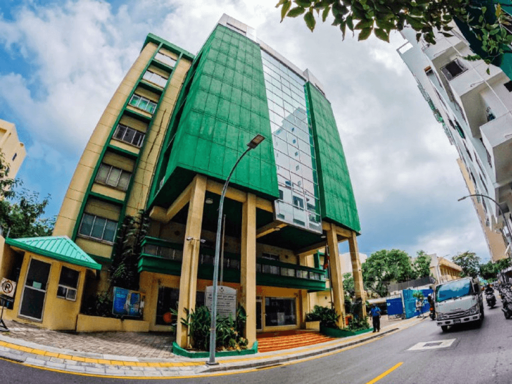 ދައުލަތުގެ މުވައްޒަފުންގެ މުސާރައާއި އިނާޔަތްތަކަށް ކުރި ހޭދަ 9.38 ބިލިއަނަށް